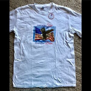 New patriotic shirt in size large